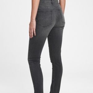 Gap high rise true skinny 28/6